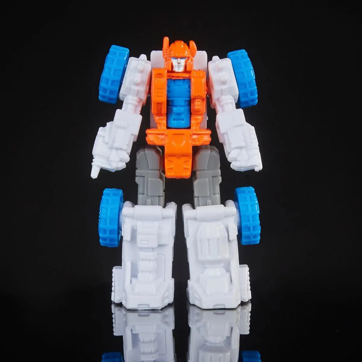 Transformers: Legacy Generations Selects Titan Guardian Robot & Lunar-Tread