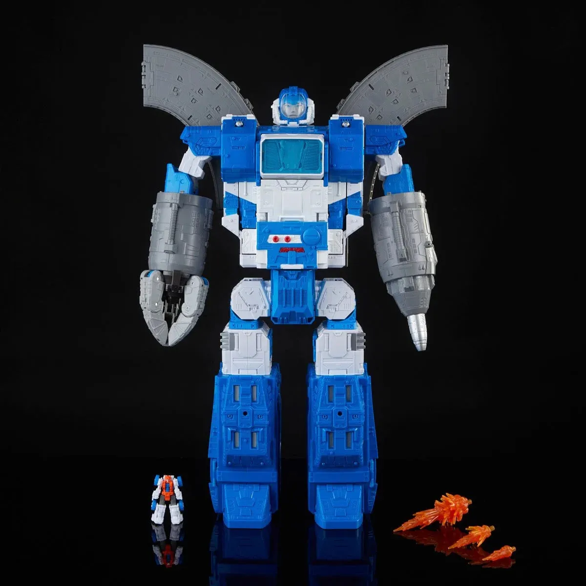 Transformers: Legacy Generations Selects Titan Guardian Robot & Lunar-Tread